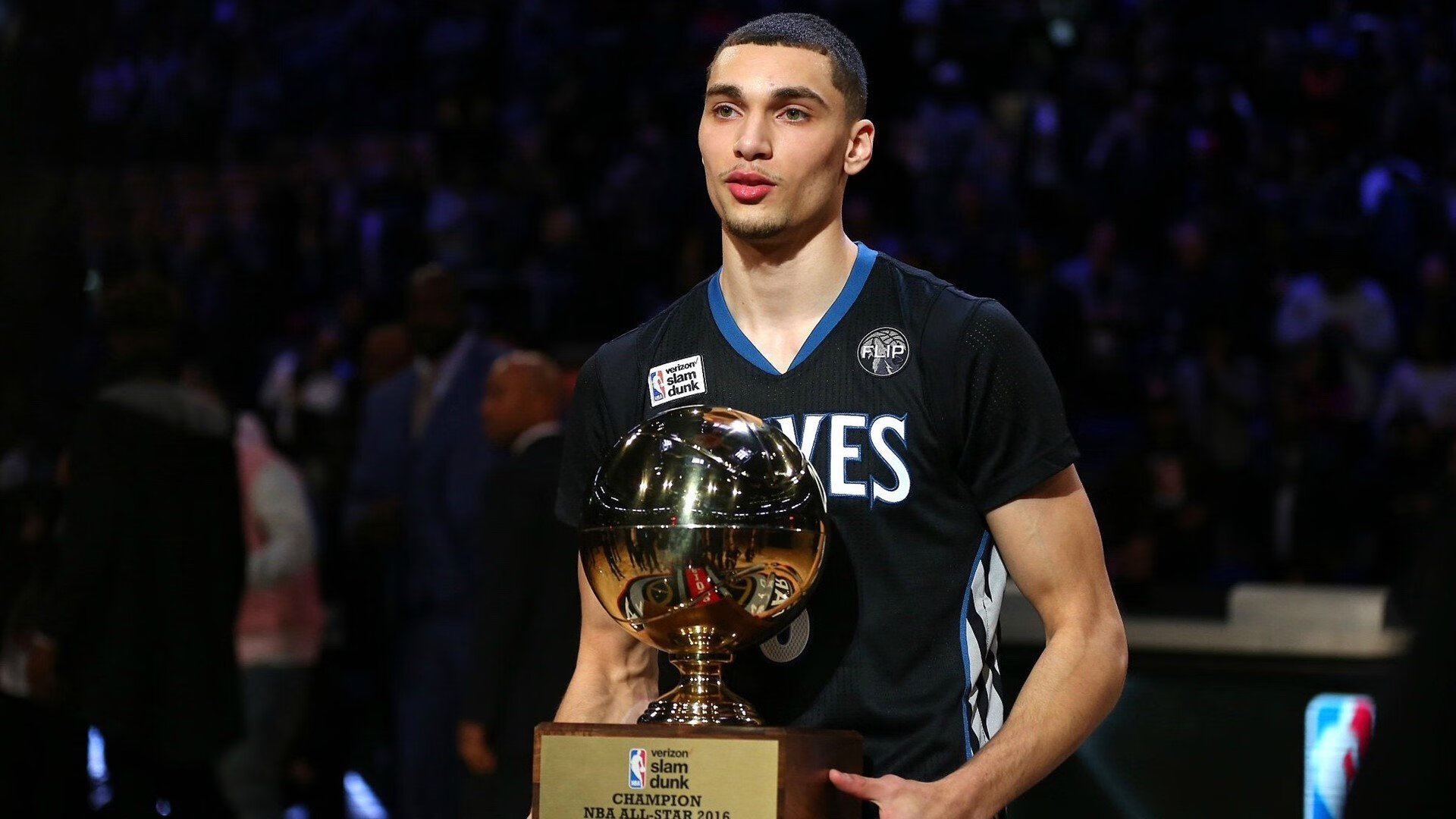 -冬季雪地拉力赛，冰雪世界的速度狂欢，雪地拉力2